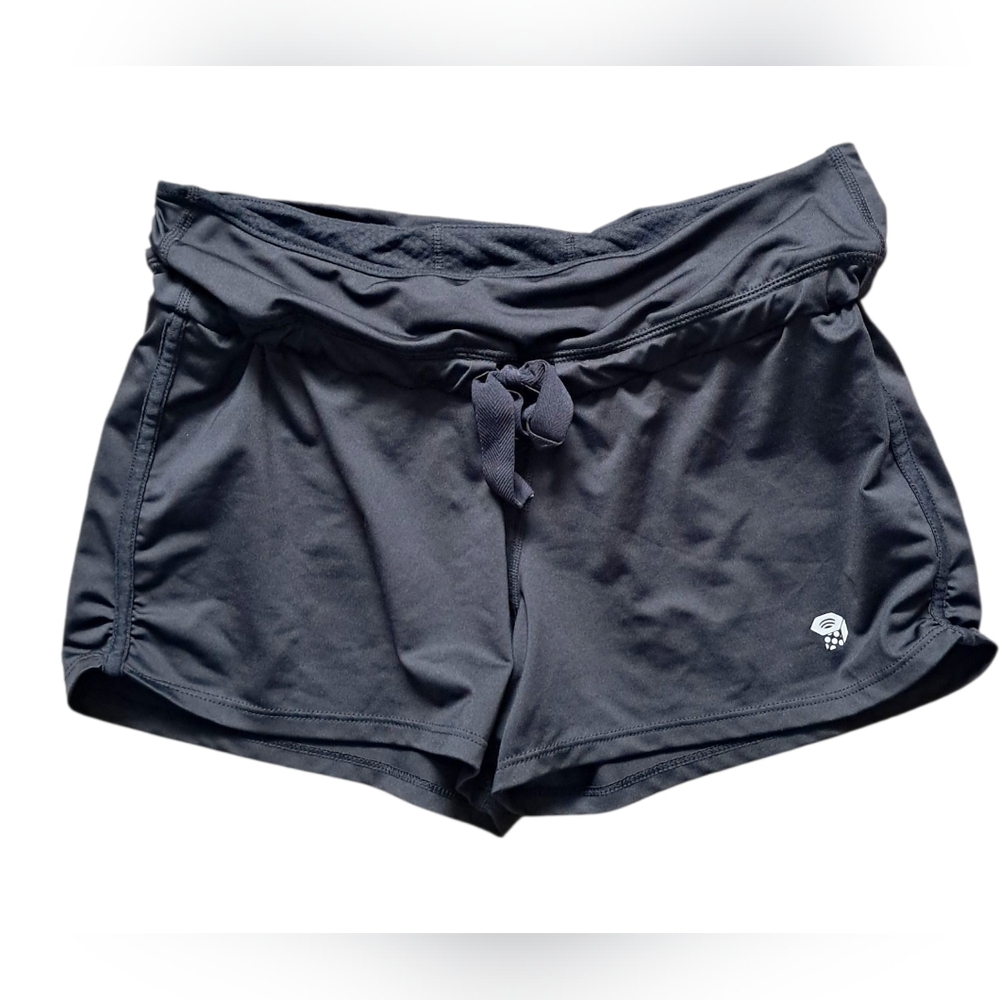 Mountain Hardwear black Mighty Power Training shorts